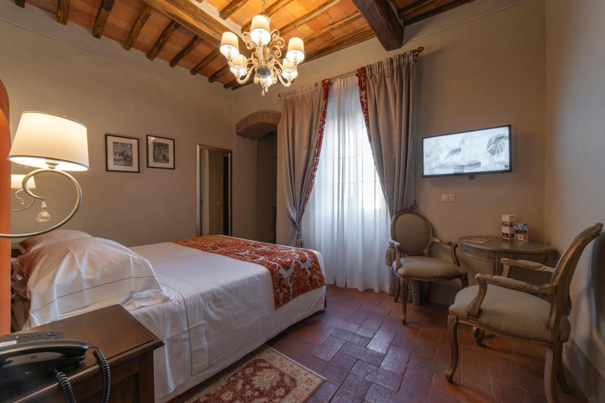 Palazzo Leopoldo Dimora Storica & Spa رادا إنْ كيانتي المظهر الخارجي الصورة